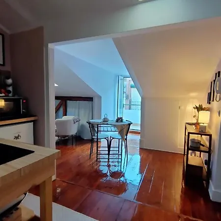 Casa Shardana * Лиссабон